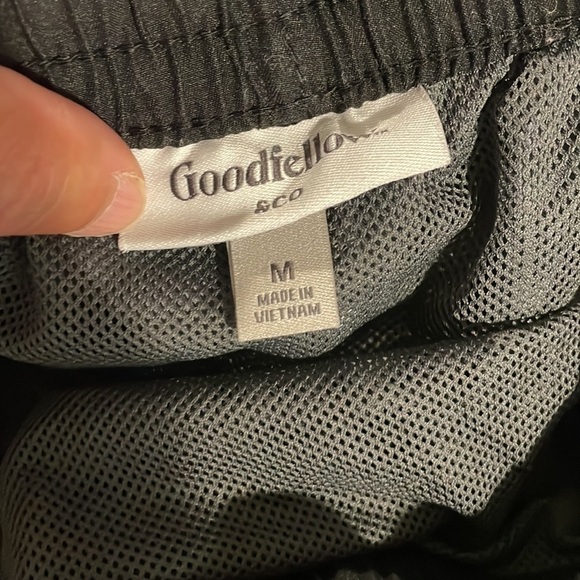 Good fellow Swim Trunk Medium - Picture 2 of 2
